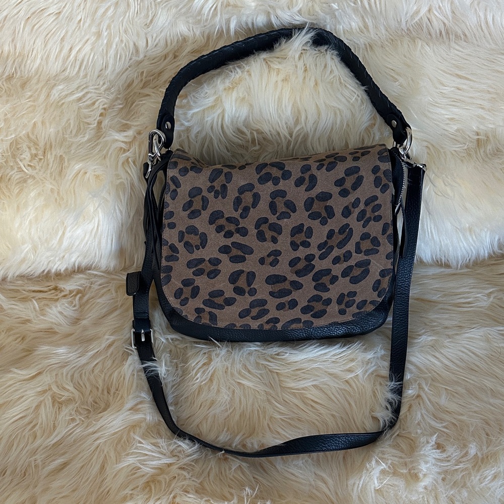 INNUE genuine leather made in Italy Elegant Leopard Print Crossbody Bag